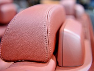 Learn how to ajust your head rest by following these tips.
