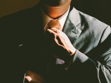 Summer jobs for students: advantages and disadvantages of working during the summer.