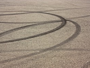 Here's how to regain control of a skidding vehicle.