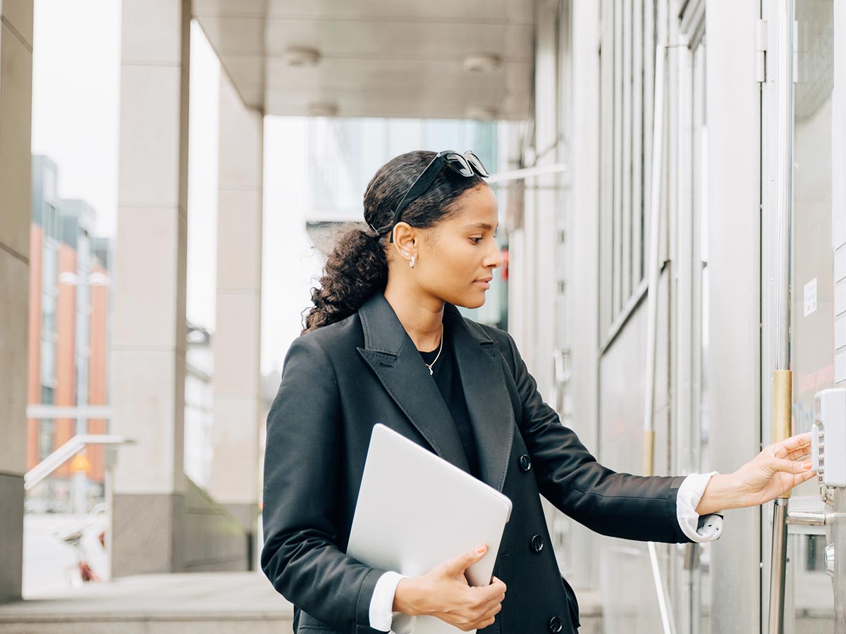 Steps to secure your business space from burglars